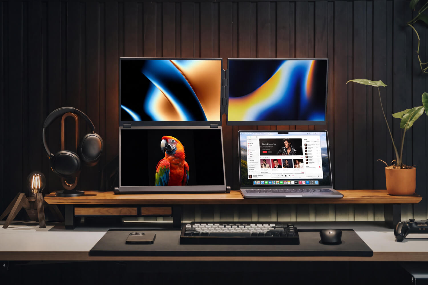 Fold 7 triple 16 inch display workspace